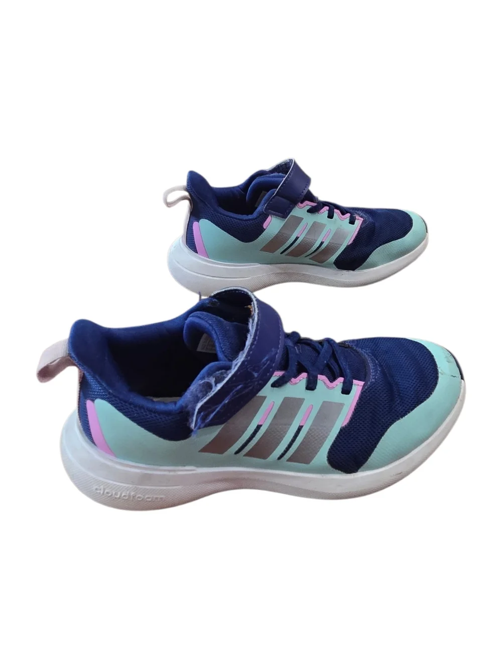 adidas 💙 lightweight